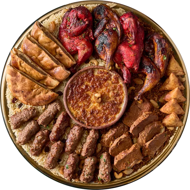 صينية أرز ولحوم ودجاج من منيو لانونا